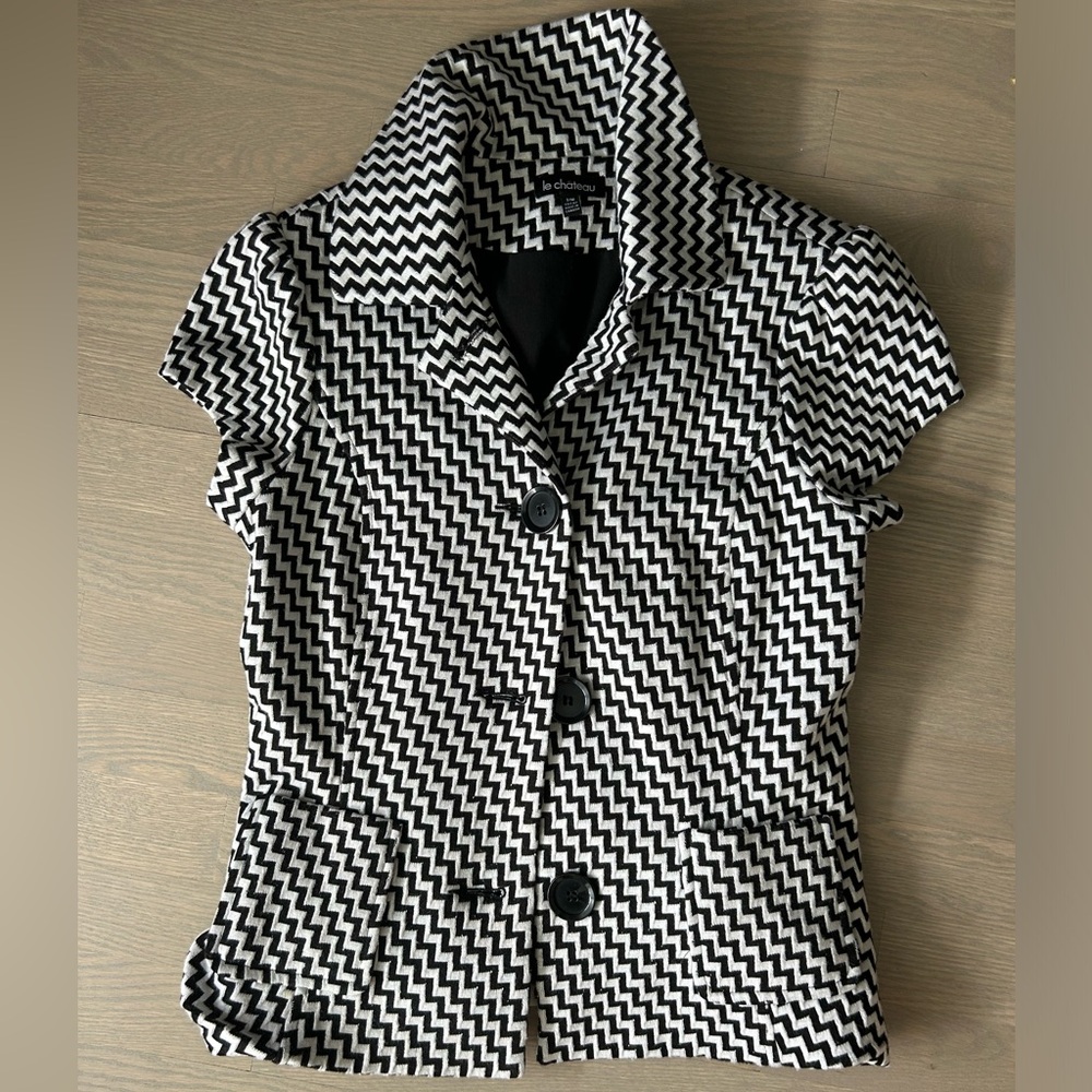 Le Chateau Black and White Houndstooth Vest